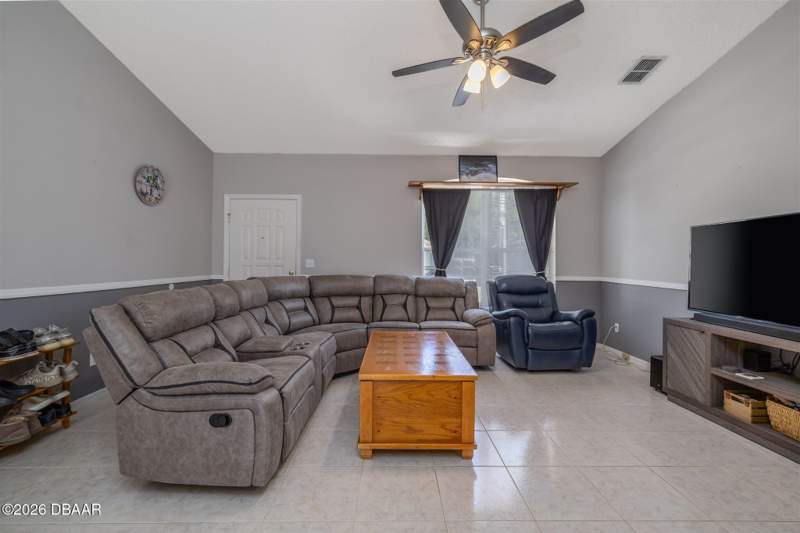 3 bedroom Single Family Residence at 2980 Windle Lane, Coventry Forest, South Daytona — photo 3