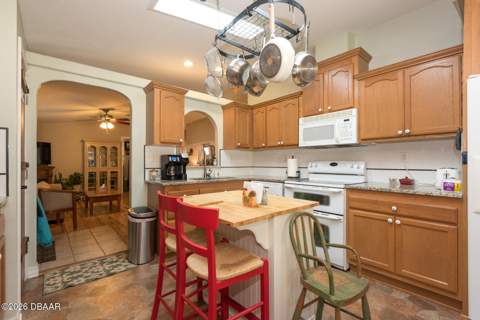 1142 Coquina Bluff, Daytona Beach FL - photo 14 of 28