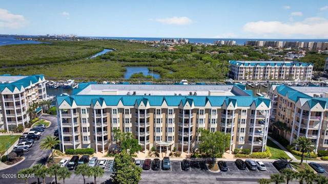 Rivers Edge At Harbour Village Condo