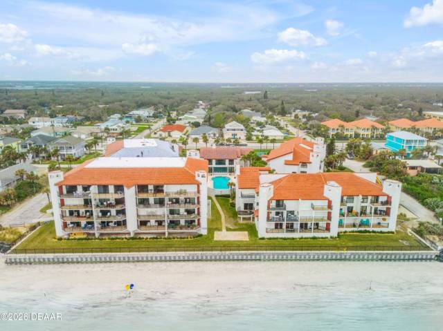Club Oceania A Condo