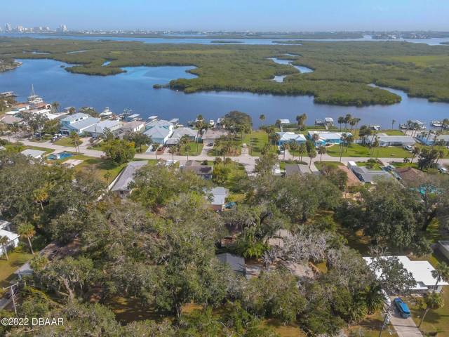 Harbor Oaks