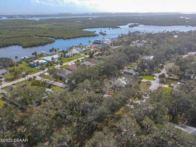 Harbor Oaks