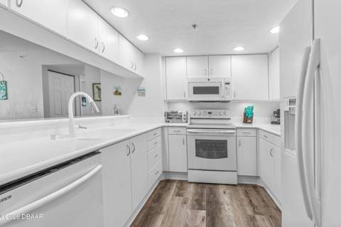 2967 S Atlantic Avenue #903, Daytona Beach Shores FL - photo 11 of 59