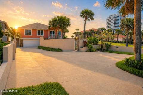1504 N Atlantic Avenue, Daytona Beach FL - photo 10 of 93