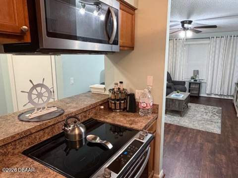 1401 S Palmetto Avenue #615, Daytona Beach FL - photo 17 of 39