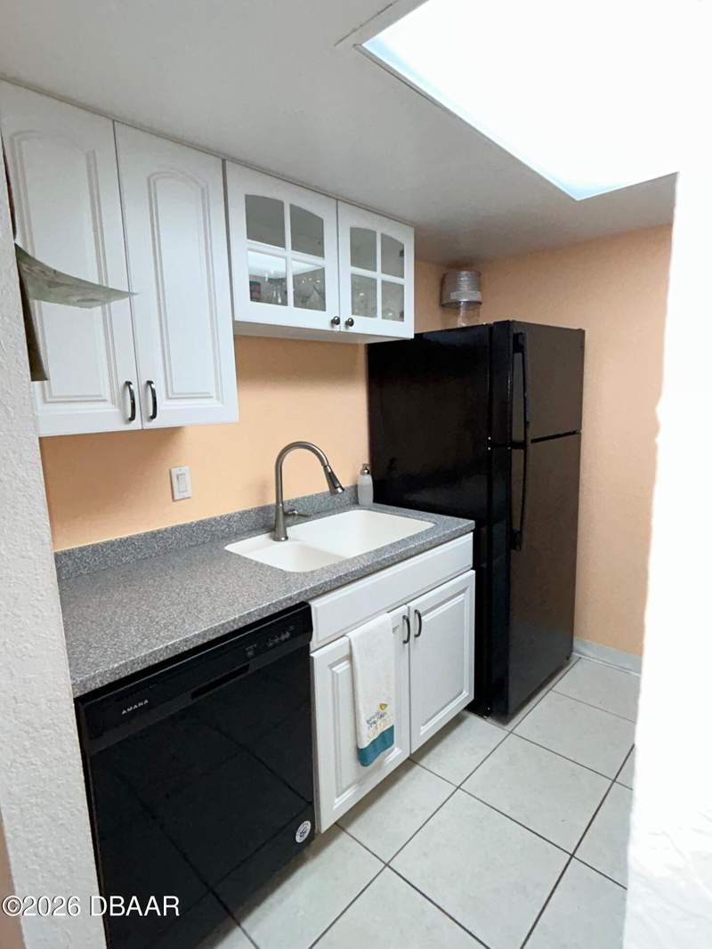 2 bedroom Condominium at 2810 Ocean Shore Boulevard #2, Maderia Villa Condo, Ormond Beach — photo 5