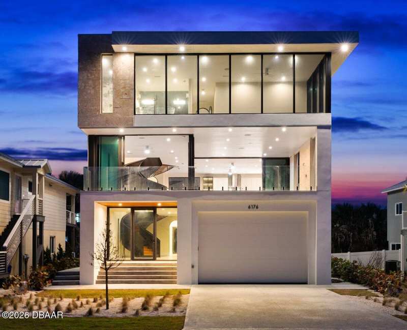 4 bedroom Single Family Residence at 6176 S Atlantic Avenue, Bethune Volusia Beach, New Smyrna Beach — photo 1