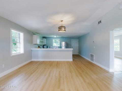 1103 Washington Street, New Smyrna Beach FL - photo 10 of 64