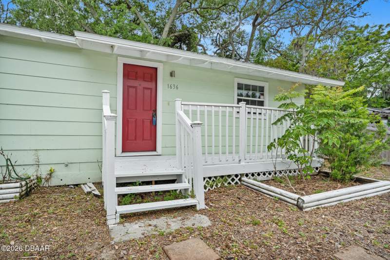 2 bedroom Single Family Residence at 1636 Valencia Avenue, Highland Park, Daytona Beach — photo 3