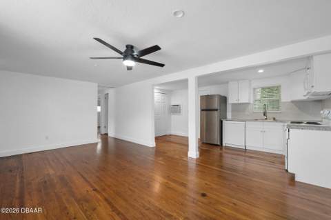 1636 Valencia Avenue, Daytona Beach FL - photo 10 of 21
