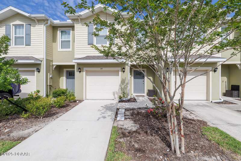 2 bedroom Townhouse at 58 Bella Oaks Drive, Bella Oaks, Port Orange — photo 1