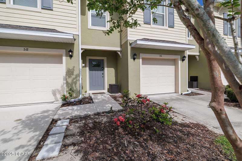 2 bedroom Townhouse at 58 Bella Oaks Drive, Bella Oaks, Port Orange — photo 2