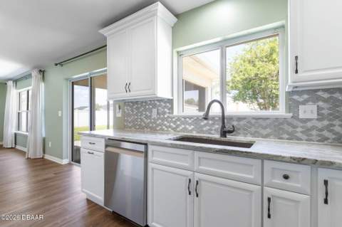 27 Wood Arbor Lane, Palm Coast FL - photo 14 of 45