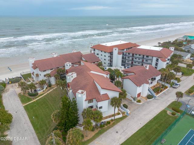 Club Oceania A Condo