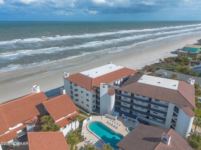 Club Oceania A Condo