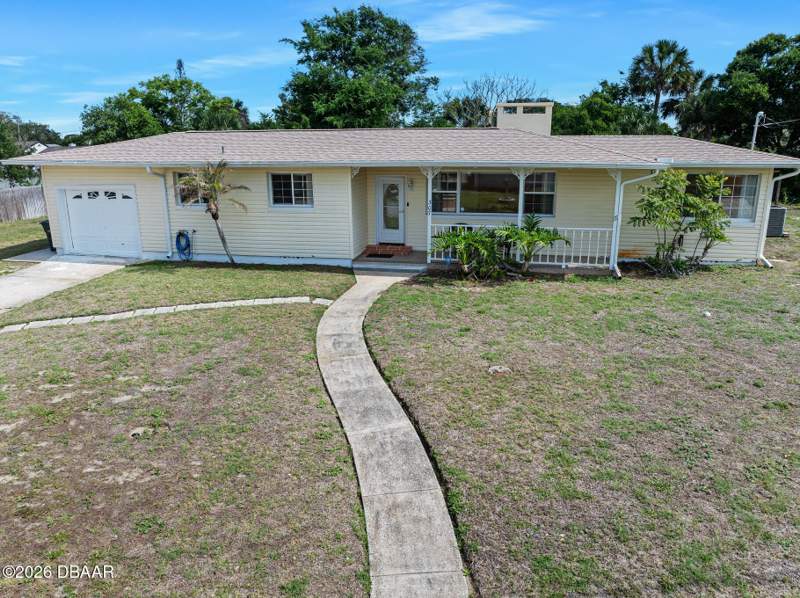 3 bedroom Single Family Residence at 307 Manhattan Avenue, El Pino Parque, Daytona Beach — photo 2