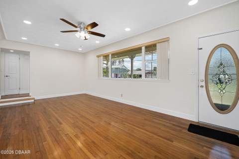 307 Manhattan Avenue, Daytona Beach FL - photo 23 of 60