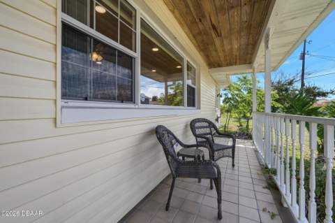 307 Manhattan Avenue, Daytona Beach FL - photo 13 of 60