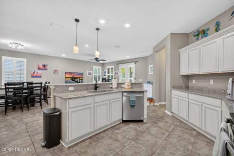 344 Tuscany Chase Drive, Daytona Beach FL - photo 11 of 37