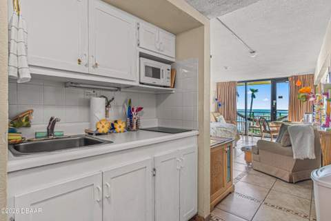 2301 S Atlantic Avenue #307, Daytona Beach Shores FL - photo 6 of 39