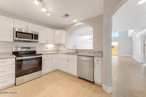 3070 Ocean Shore Boulevard, Ormond Beach FL - photo 10 of 31