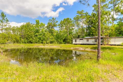 2122 Hazelnut Street, Bunnell FL - photo 7 of 46