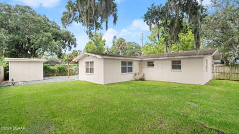 358 S Orchard Street, Ormond Beach FL - photo 6 of 34
