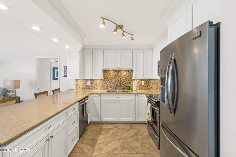 2 bedroom Condominium at 2987 S Atlantic Avenue #1501, Oceans Five, Daytona Beach Shores — photo 4