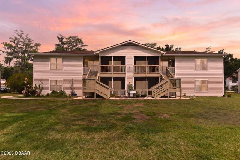 2 bedroom Condominium at 1600 Big Tree Road #G3, Condo At Georgetown Lake, A Condo, Daytona Beach — photo 2