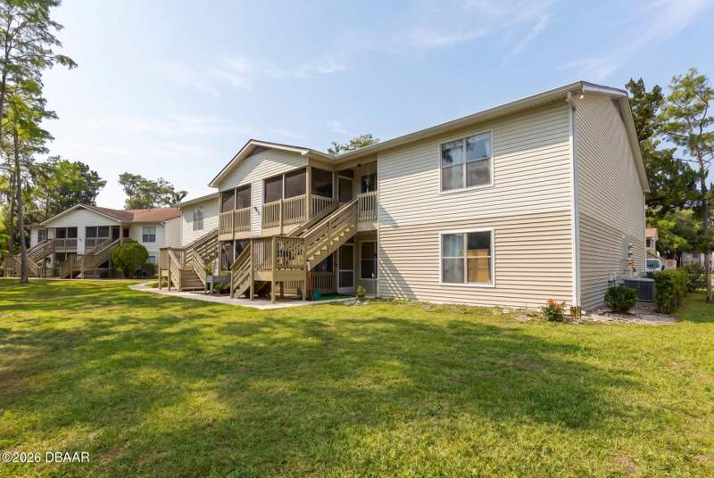 2 bedroom Condominium at 1600 Big Tree Road #G3, Condo At Georgetown Lake, A Condo, Daytona Beach — photo 3
