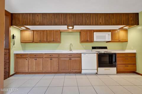 1961 Carolina Avenue, Ormond Beach FL - photo 16 of 48