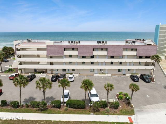 Bent Palm Club Condo Assn