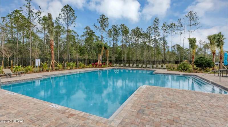 5 bedroom Single Family Residence at 1295 Sand Trap Court, Lennar at Preserve at Lpga, Daytona Beach — photo 3