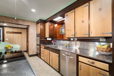 639 & 659 John Anderson Drive, Ormond Beach FL - photo 8 of 61