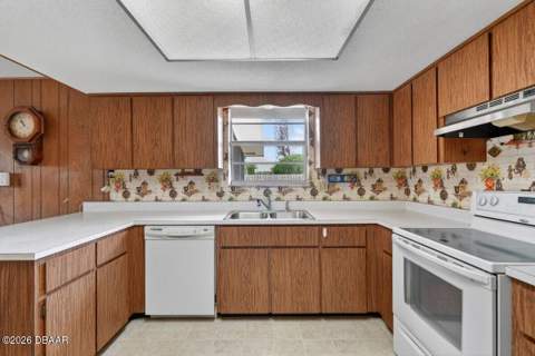 2342 Citrus Avenue, South Daytona FL - photo 13 of 43