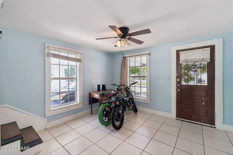 2 bedroom Single Family Residence at 207 Mary Avenue, Daughertys, New Smyrna Beach — photo 4