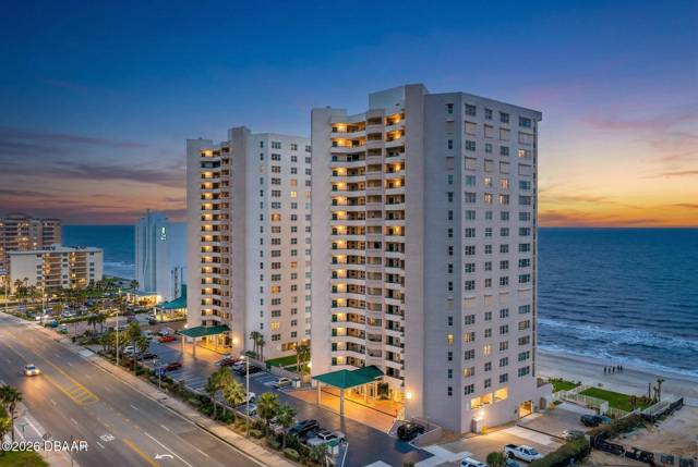 Dimucci Twin Towers North And South Daytona Beach