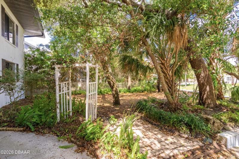 4 bedroom Single Family Residence at 40 Concord Drive, North Ormond Beach, Ormond Beach — photo 3