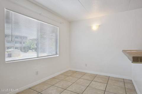 415 N Halifax Avenue #109, Daytona Beach FL - photo 8 of 20