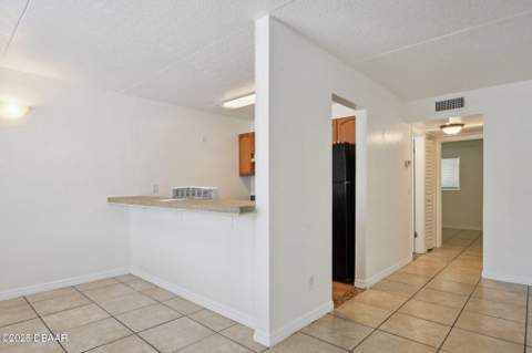 415 N Halifax Avenue #109, Daytona Beach FL - photo 11 of 20