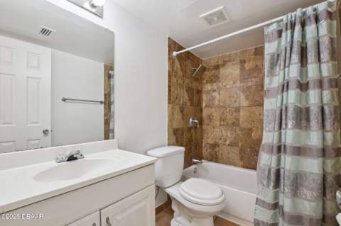 415 N Halifax Avenue #109, Daytona Beach FL - photo 18 of 20