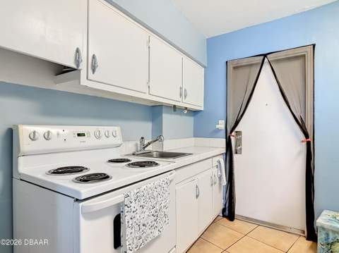 1233 S Atlantic Avenue #102, Daytona Beach FL - photo 16 of 41