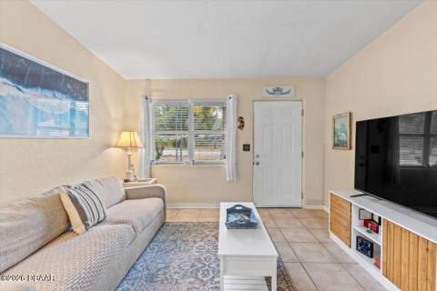 450 Card Avenue, Holly Hill FL - photo 8 of 39