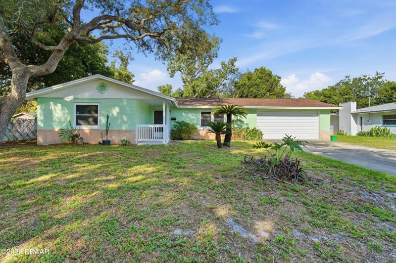 3 bedroom Single Family Residence at 1528 Valencia Avenue, Highland Park, Daytona Beach — photo 4