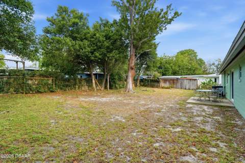 1528 Valencia Avenue, Daytona Beach FL - photo 6 of 40