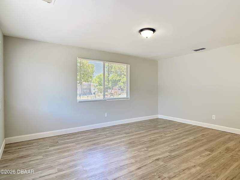3 bedroom Single Family Residence at 1495 Granada Avenue, Highland Park, Daytona Beach — photo 5