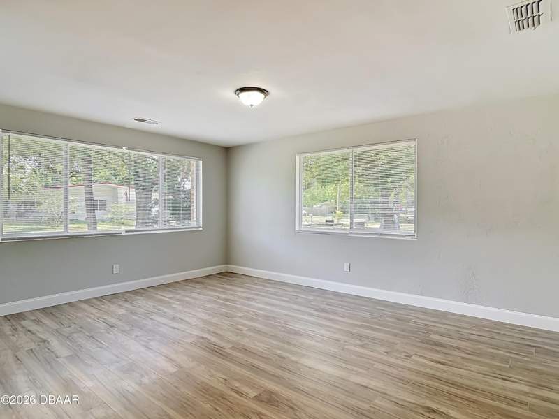 3 bedroom Single Family Residence at 1495 Granada Avenue, Highland Park, Daytona Beach — photo 4