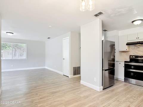 1495 Granada Avenue, Daytona Beach FL - photo 10 of 51