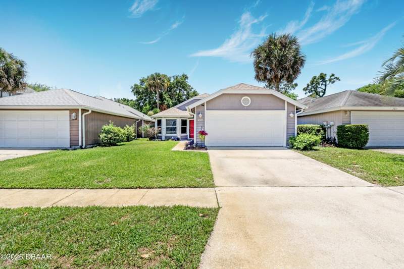 3 bedroom Single Family Residence at 1013 Belleflower Drive, Countryside, Port Orange — photo 2
