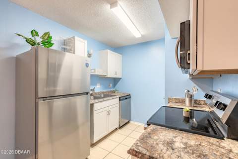 1600 Big Tree Road #B7, Daytona Beach FL - photo 11 of 22